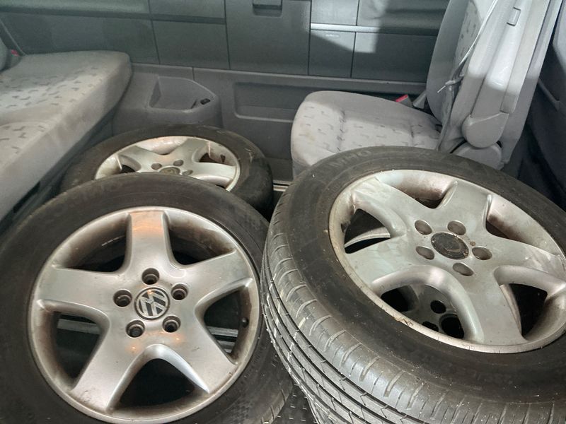 Volkswagen T5 Multivan 2.5 TDI 2003 – снимка 15