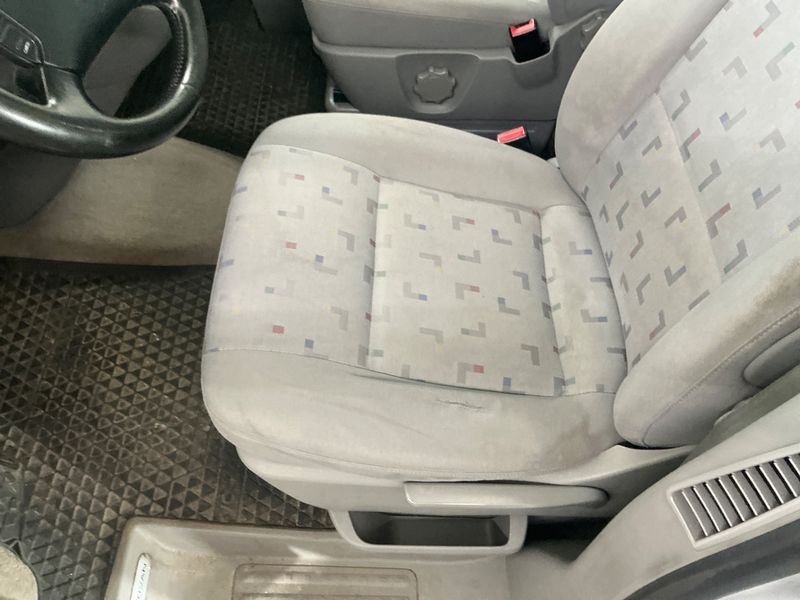 Volkswagen T5 Multivan 2.5 TDI 2003 – снимка 57