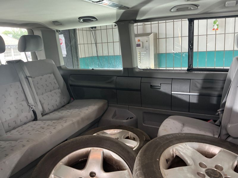 Volkswagen T5 Multivan 2.5 TDI 2003 – снимка 55