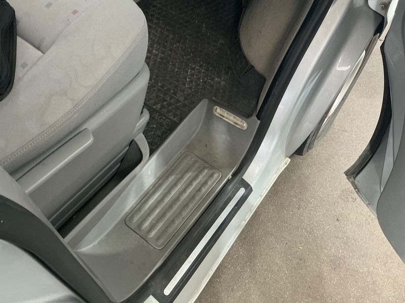Volkswagen T5 Multivan 2.5 TDI 2003 – снимка 51