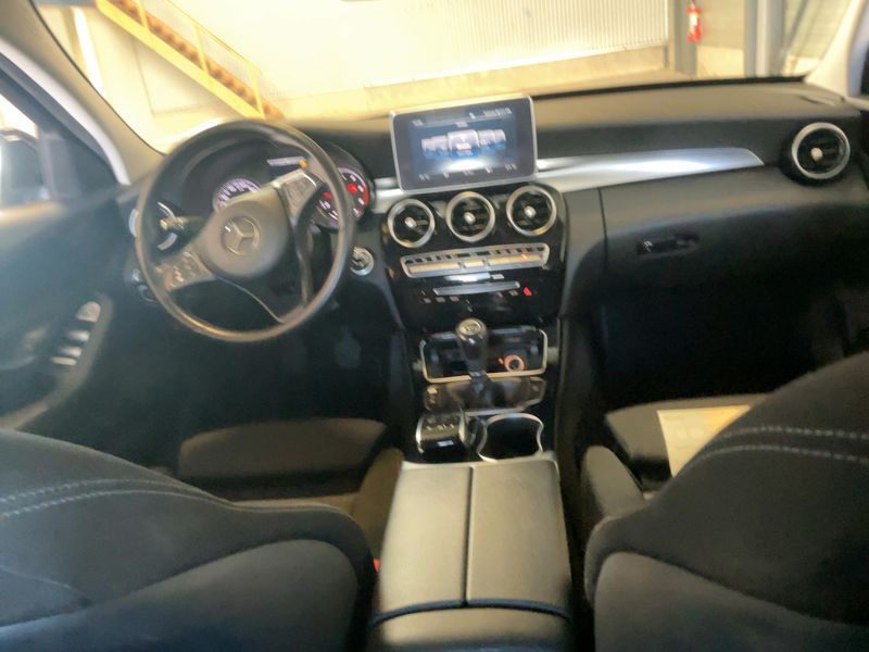 Mercedes-Benz C-Klasse C 220 d BlueTEC Avantgarde — zdjęcie 12
