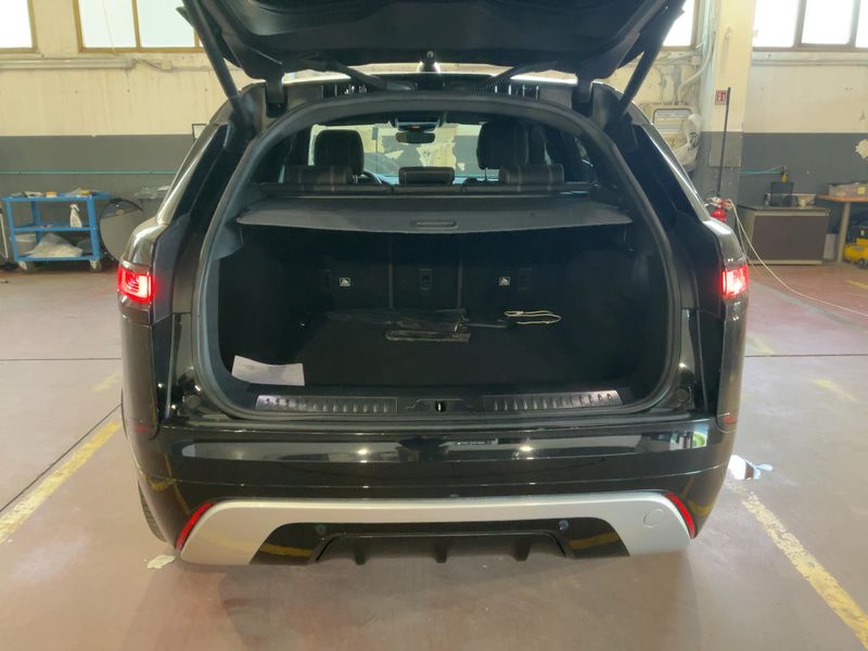 Land Rover Range Rover Velar 2.0 Diesel S R-Dynamic — zdjęcie 10