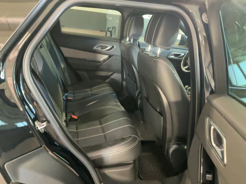 Land Rover Range Rover Velar 2.0 Diesel S R-Dynamic — zdjęcie 14