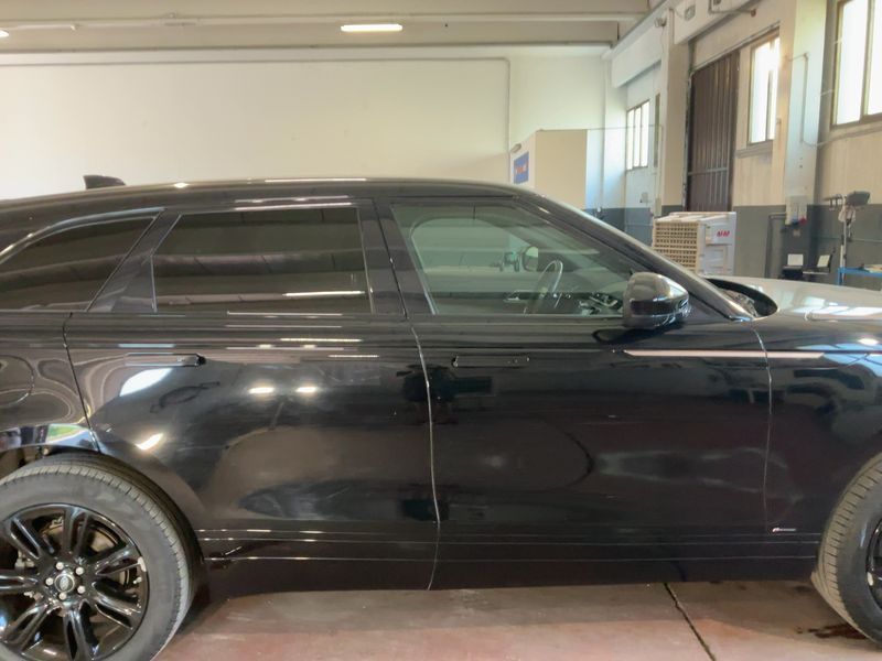 Land Rover Range Rover Velar 2.0 Diesel S R-Dynamic — zdjęcie 7