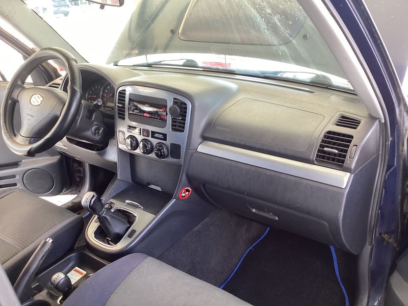 Suzuki Grand Vitara 2.0 Turbodiesel TD Básico — zdjęcie 12