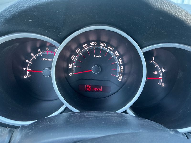 Kia Venga 1.4 CRDi Active — zdjęcie 4