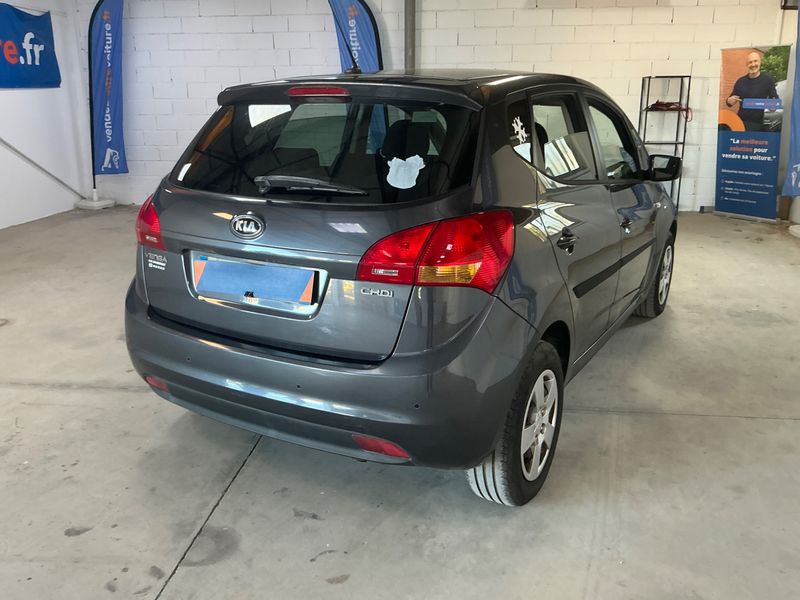 Kia Venga 1.4 CRDi Active — zdjęcie 2