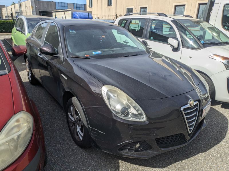 Alfa Romeo Giulietta 1.4 Turbo Distinctive — zdjęcie 6