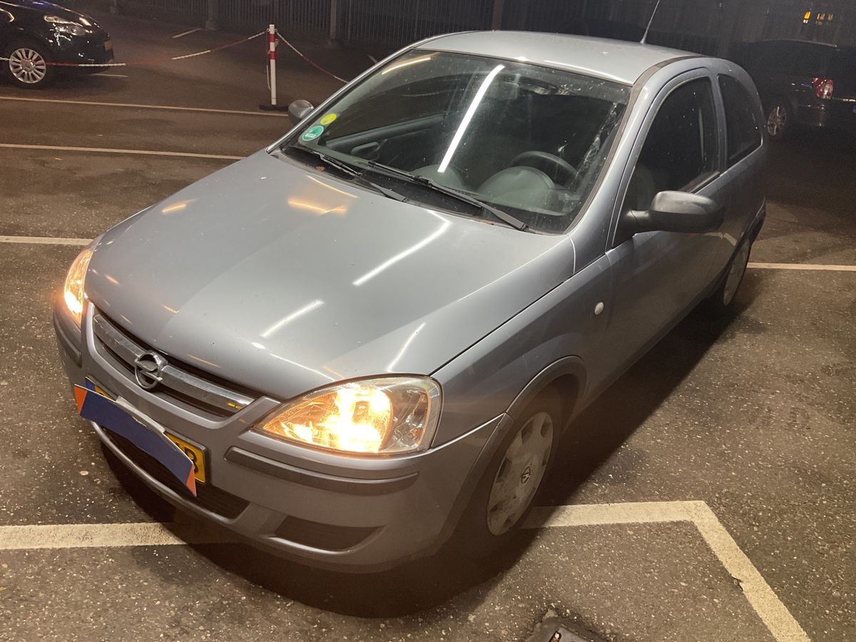 Opel Corsa 1.2 Basis