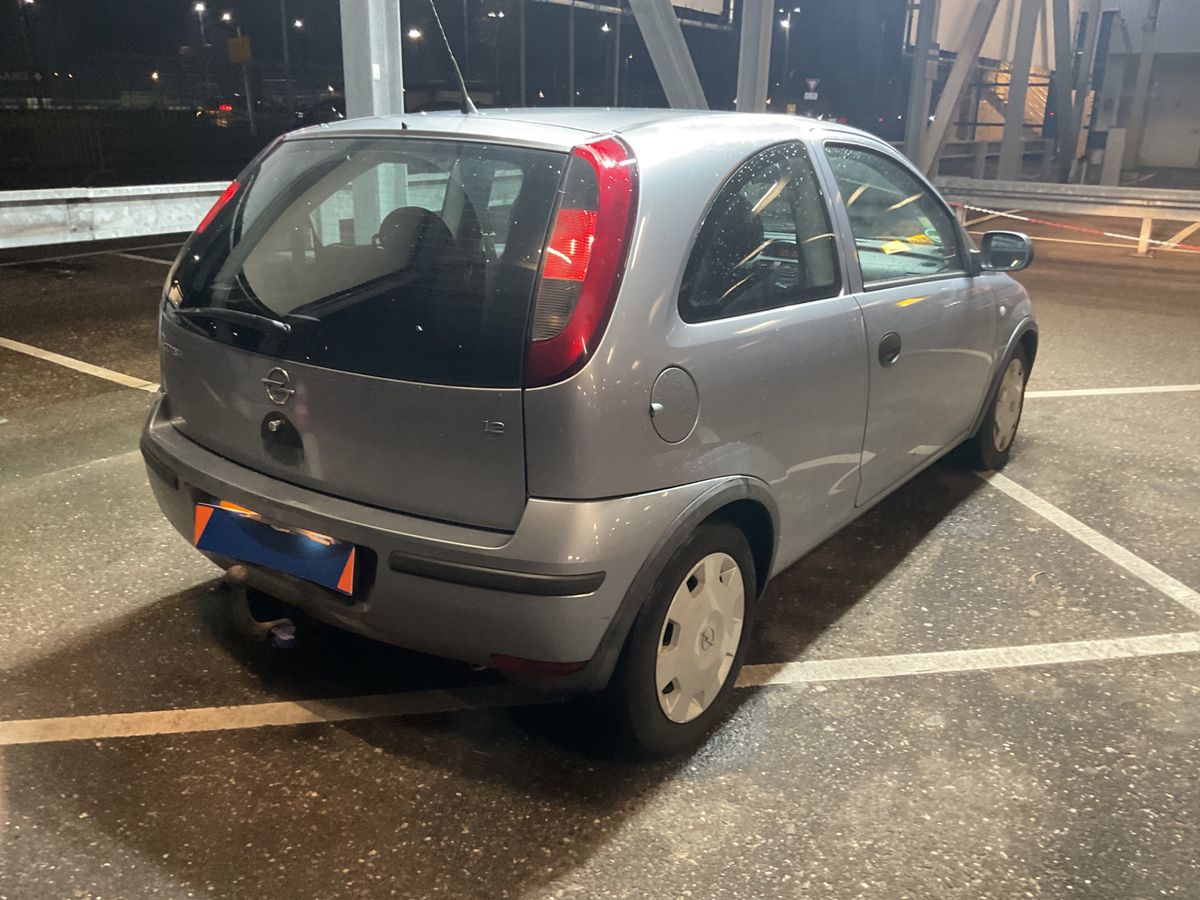 Opel Corsa 1.2 Basis
