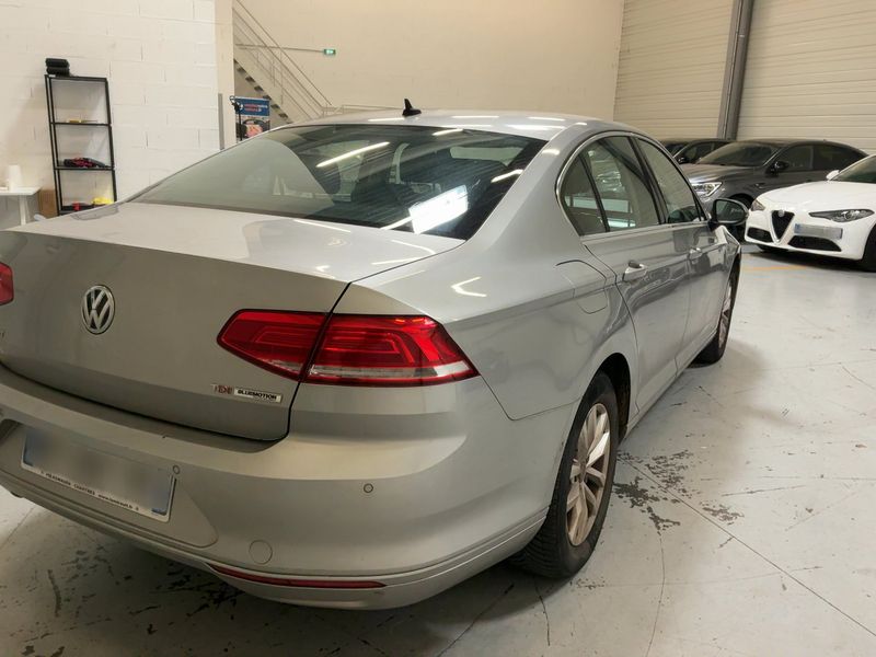 Volkswagen Passat 1.6 TDI Comfortline BlueMotion Tech — zdjęcie 6
