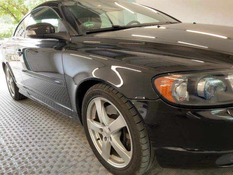 Volvo C70 2.4 D5 Summum — zdjęcie 8