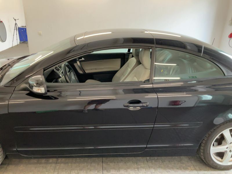 Volvo C70 2.4 D5 Summum — zdjęcie 4