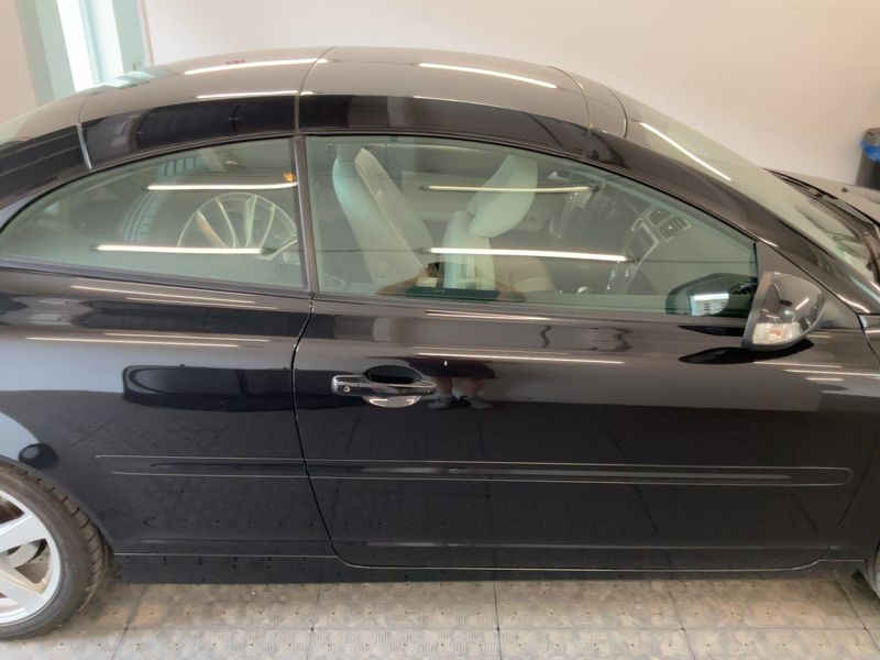Volvo C70 2.4 D5 Summum — zdjęcie 7