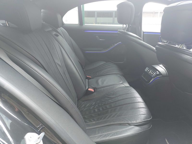 Mercedes-Benz S-Klasse S 400 d 4Matic AMG Line — zdjęcie 13