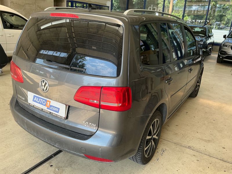 Volkswagen Touran 2.0 TDI Comfortline BlueMotion Tech 2012 – снимка 2