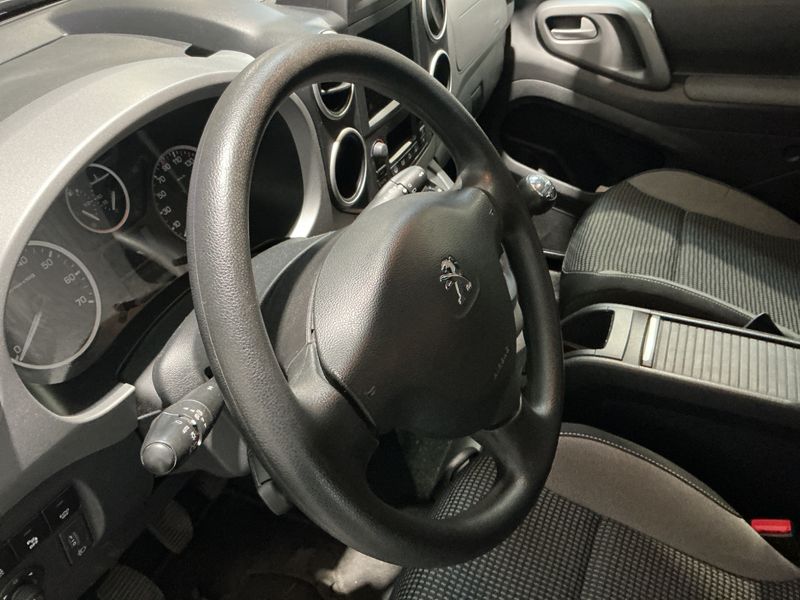 Peugeot Partner 1.2 PureTech Outdoor 2016 – снимка 32
