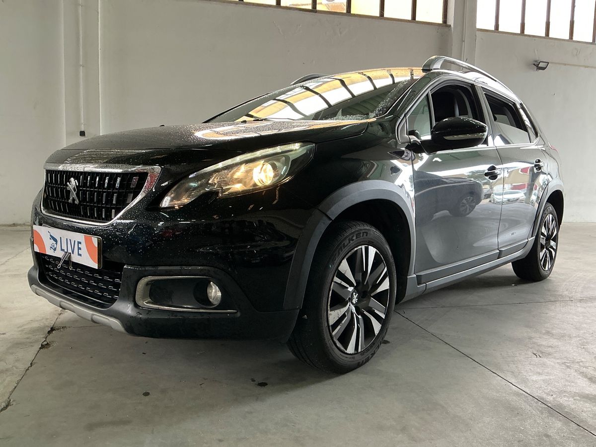 Peugeot 2008 2017 — photo 1