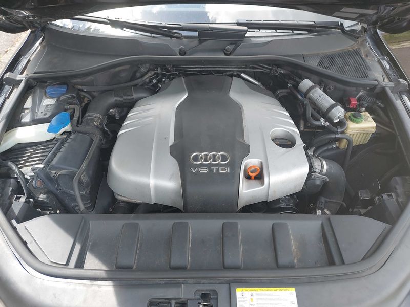 Audi Q7 3.0 V6 TDI quattro — zdjęcie 8