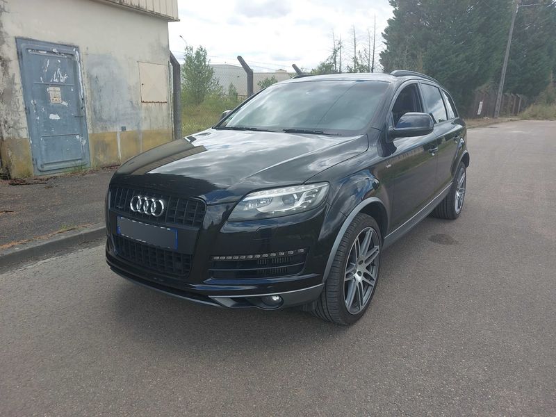 Audi Q7 3.0 V6 TDI quattro — zdjęcie 1