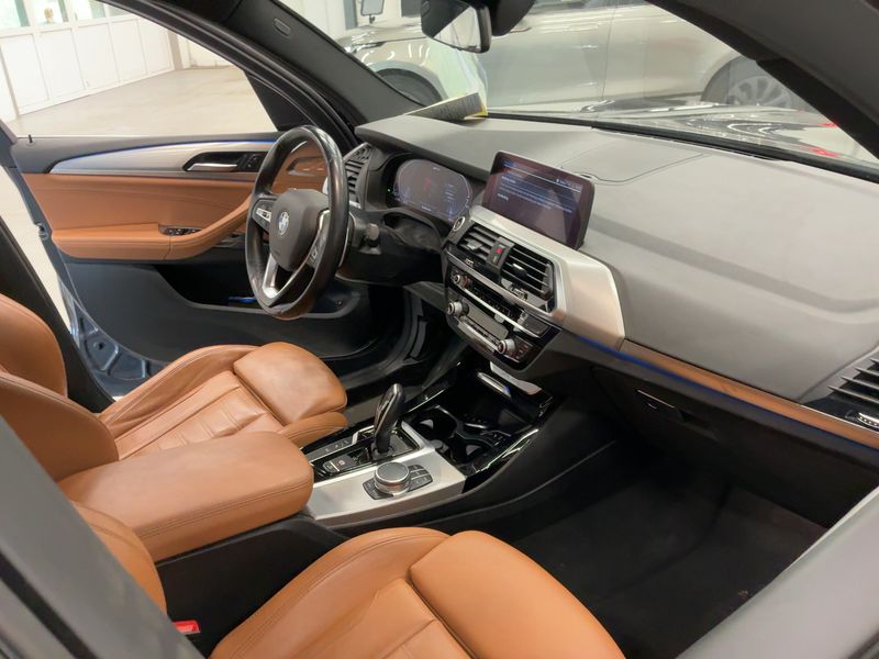 BMW X3 xDrive 30e xLine — zdjęcie 11