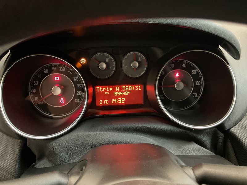 Fiat Punto 1.2 MYSTYLE — zdjęcie 4