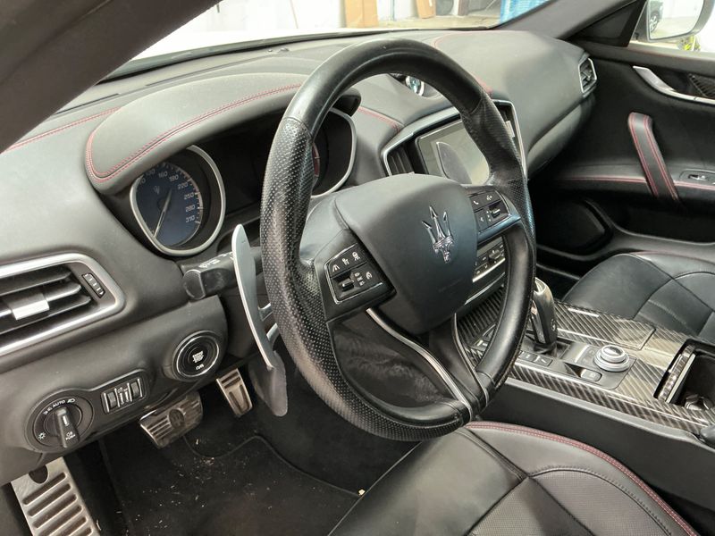 Maserati Ghibli 3.0 V6 TwinTurbo Gran Sport S Q4 2020 – снимка 25