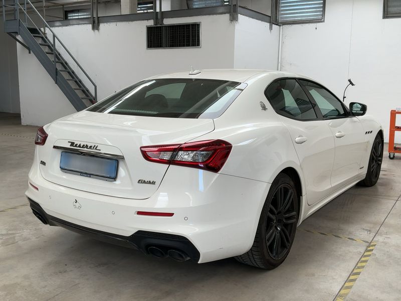 Maserati Ghibli 3.0 V6 TwinTurbo Gran Sport S Q4 — zdjęcie 6
