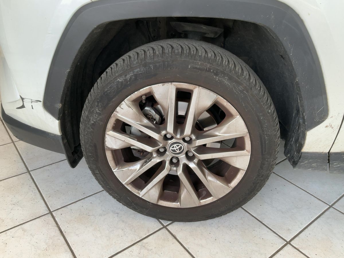 Toyota RAV 2021 — photo 4
