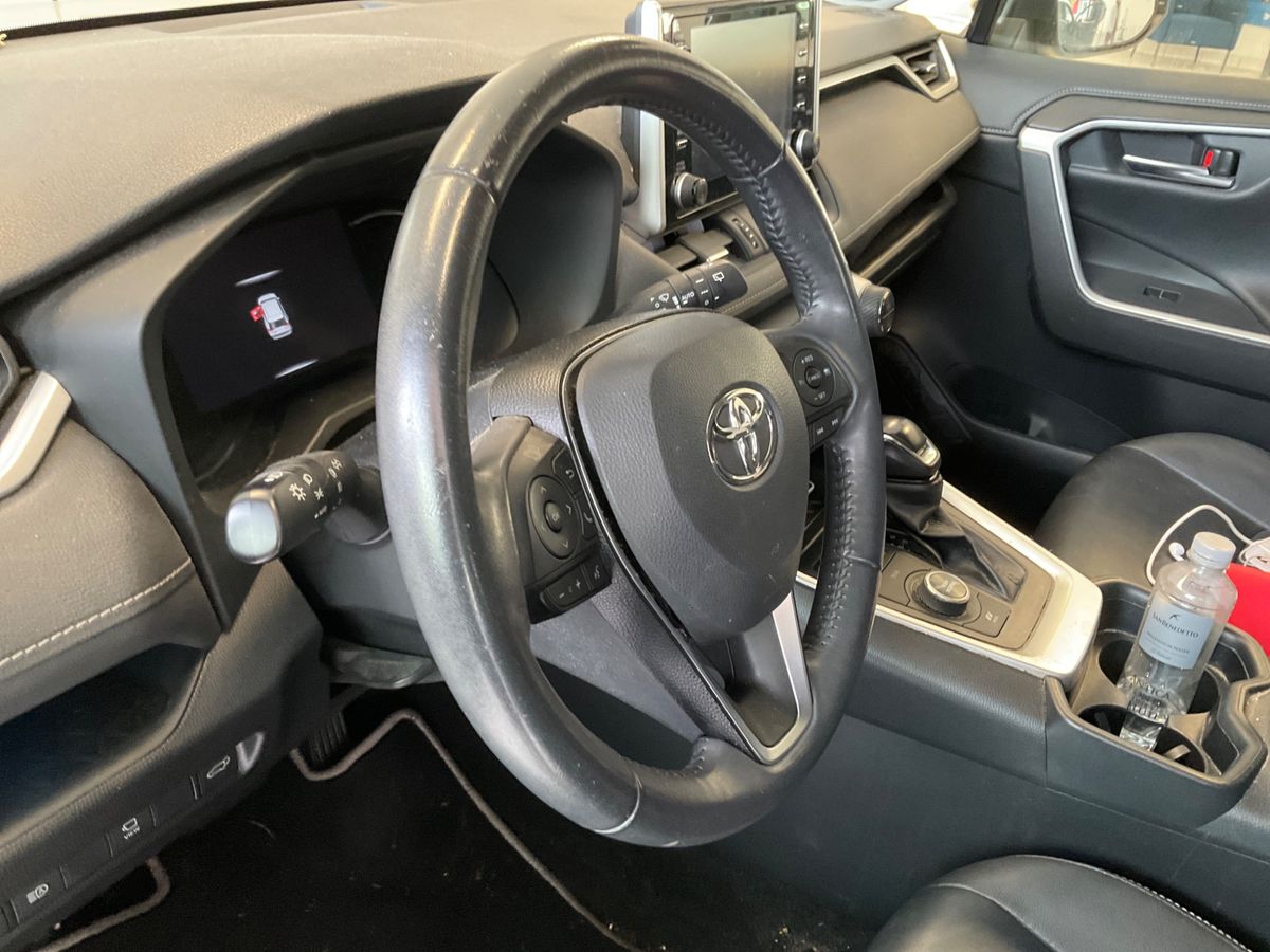 Toyota RAV 2021 — photo 27