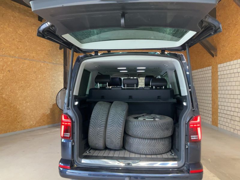 Volkswagen T6 Multivan 2.0 TDI Highline 4Motion — zdjęcie 10