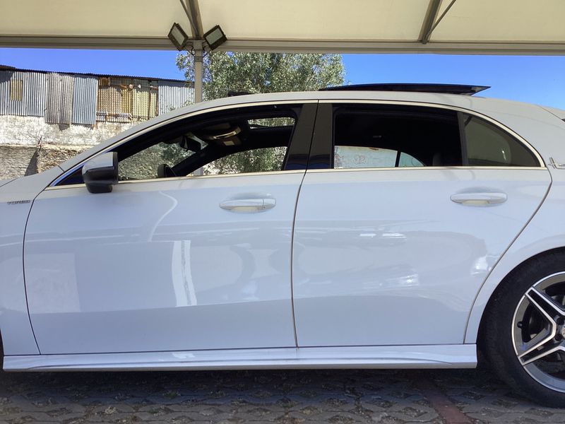 Mercedes-Benz A-Klasse A 160 AMG Line — zdjęcie 4