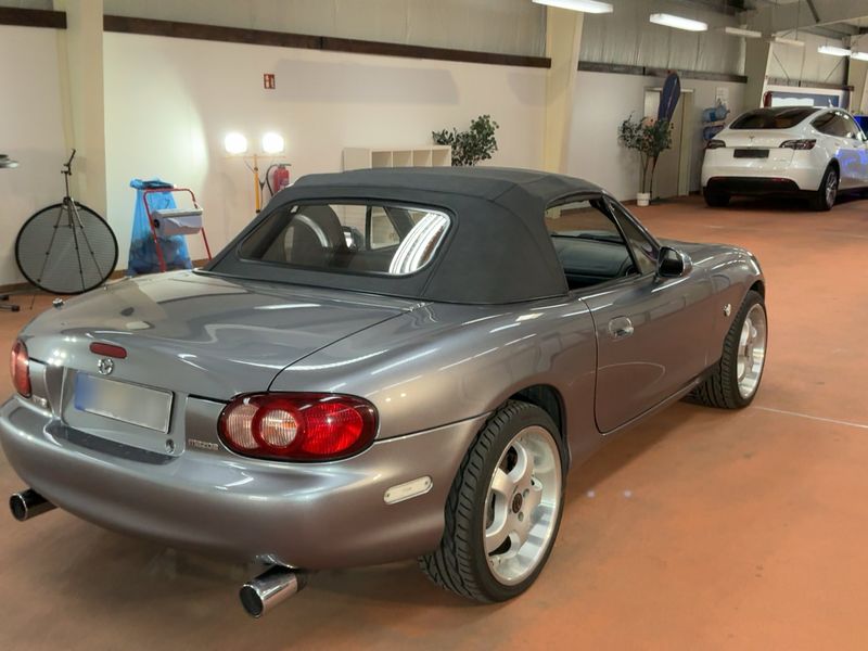 Mazda MX-5 1.8 Memories — zdjęcie 6