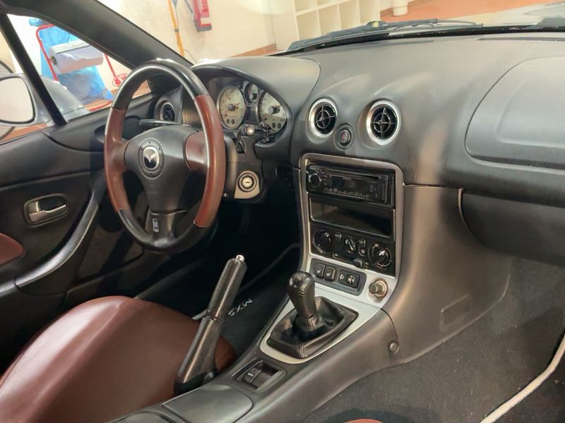 Mazda MX-5 1.8 Memories — zdjęcie 12