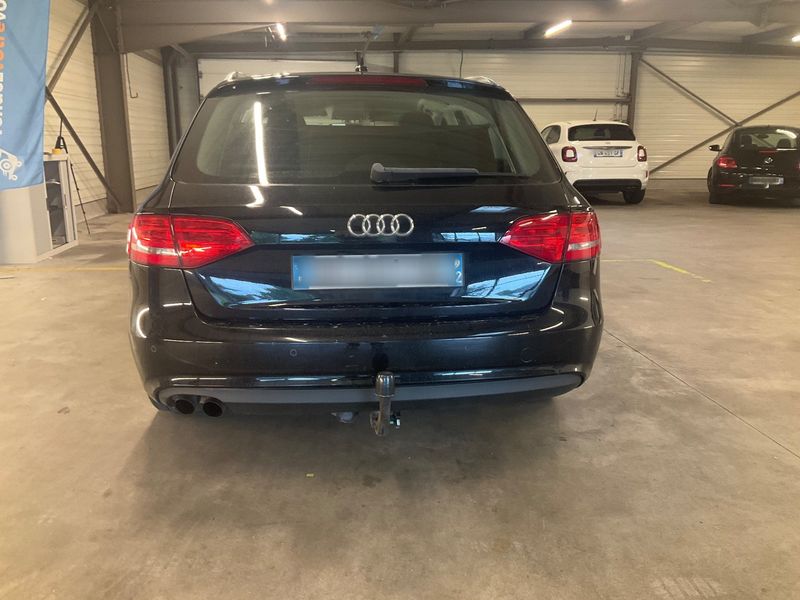 Audi A4 2.0 TDI Attraction 2012 – снимка 7