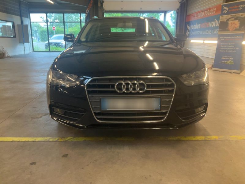 Audi A4 2.0 TDI Attraction 2012 – снимка 14