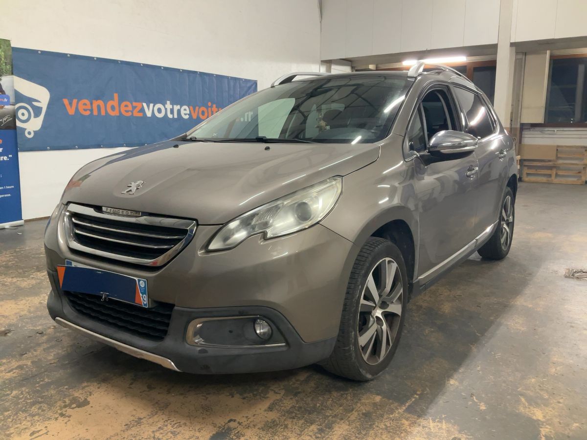 Peugeot 2008 1.6 e-HDi Feline Titane