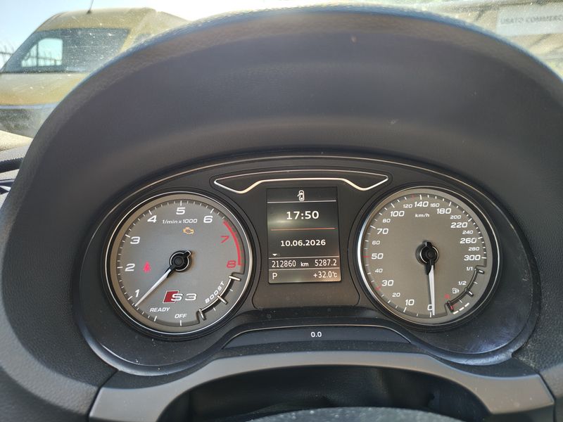 Audi S3 2.0 TFSI quattro — zdjęcie 12