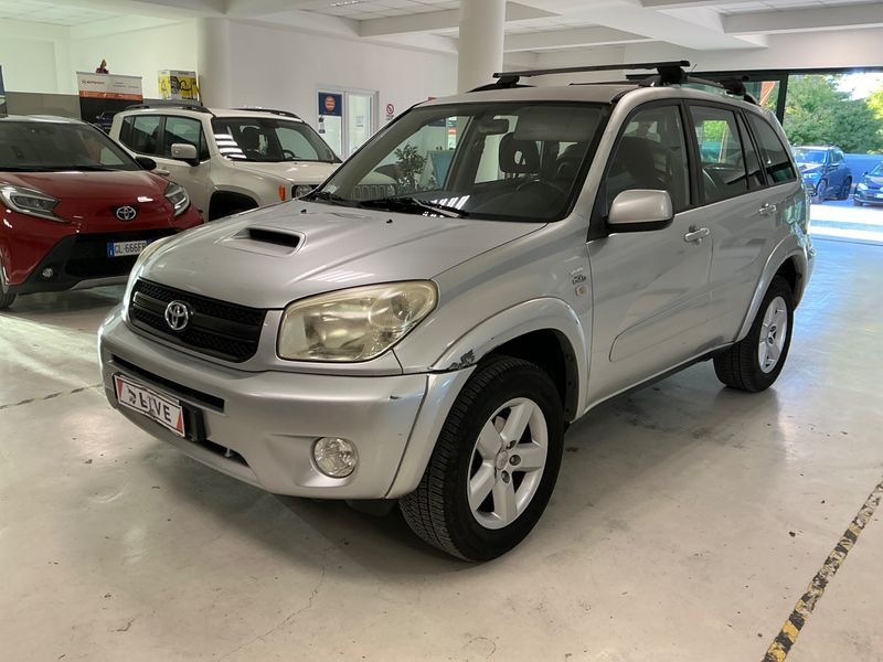 RAV 4 2.0 D-4D Sol 4x4