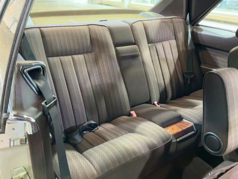 Mercedes-Benz E-Klasse CE 300 — zdjęcie 14