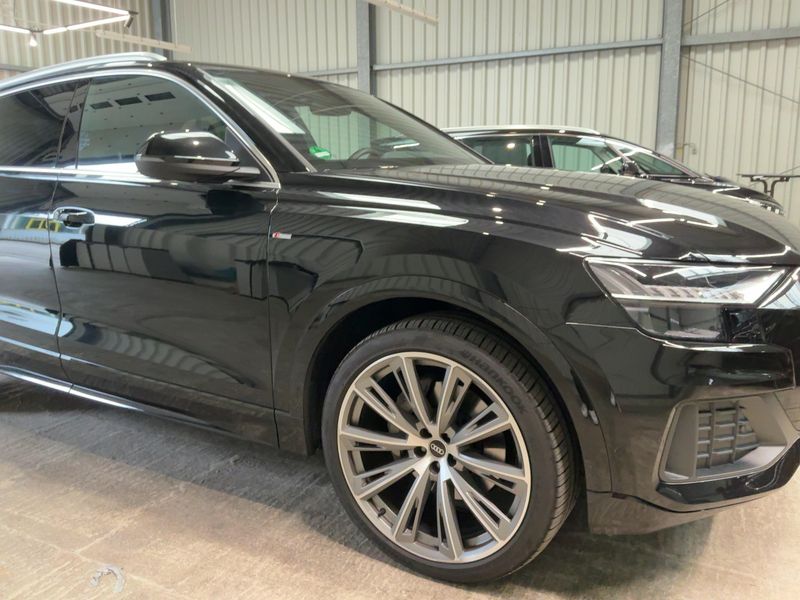 Audi Q8 50 TDI Mild-Hybrid quattro — zdjęcie 8