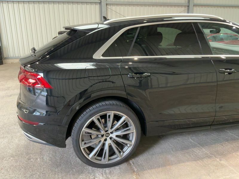 Audi Q8 50 TDI Mild-Hybrid quattro — zdjęcie 6