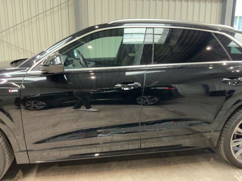 Audi Q8 50 TDI Mild-Hybrid quattro — zdjęcie 4