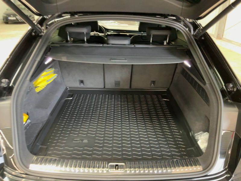 Audi Q8 50 TDI Mild-Hybrid quattro — zdjęcie 10
