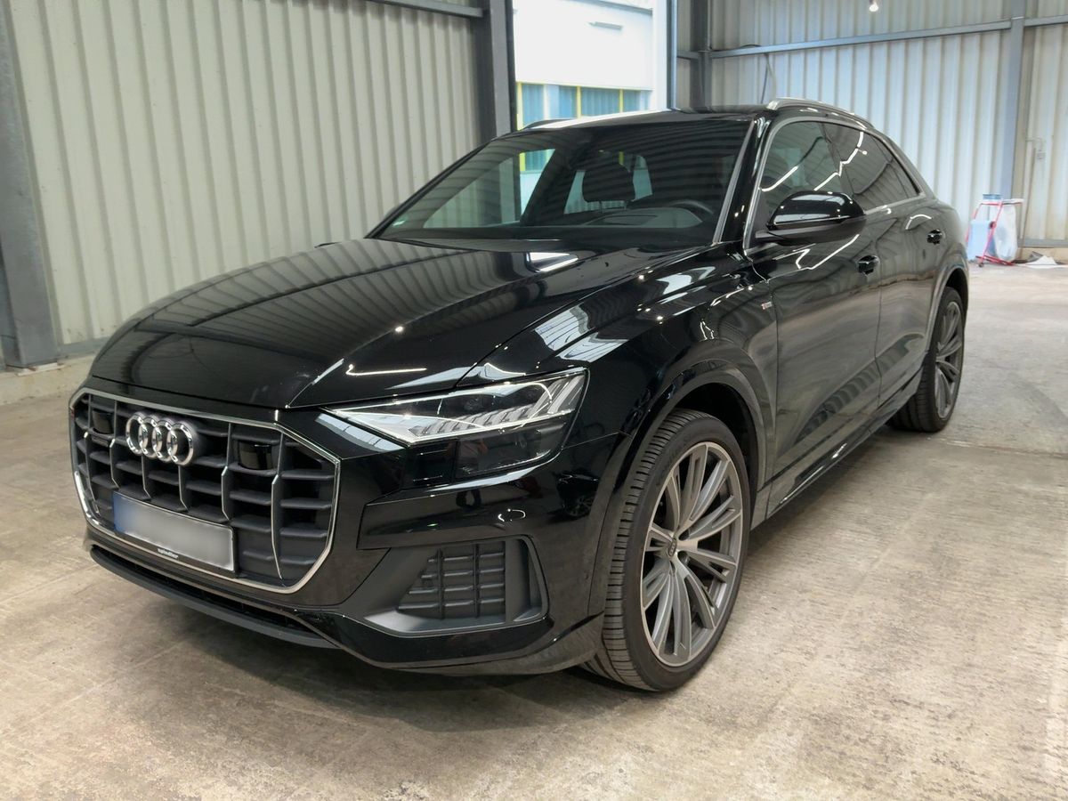 Audi Q8 2022