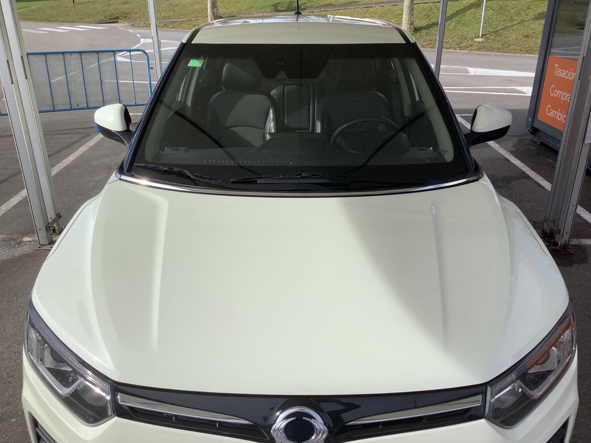 Ssangyong Tivoli 2020 — photo 32