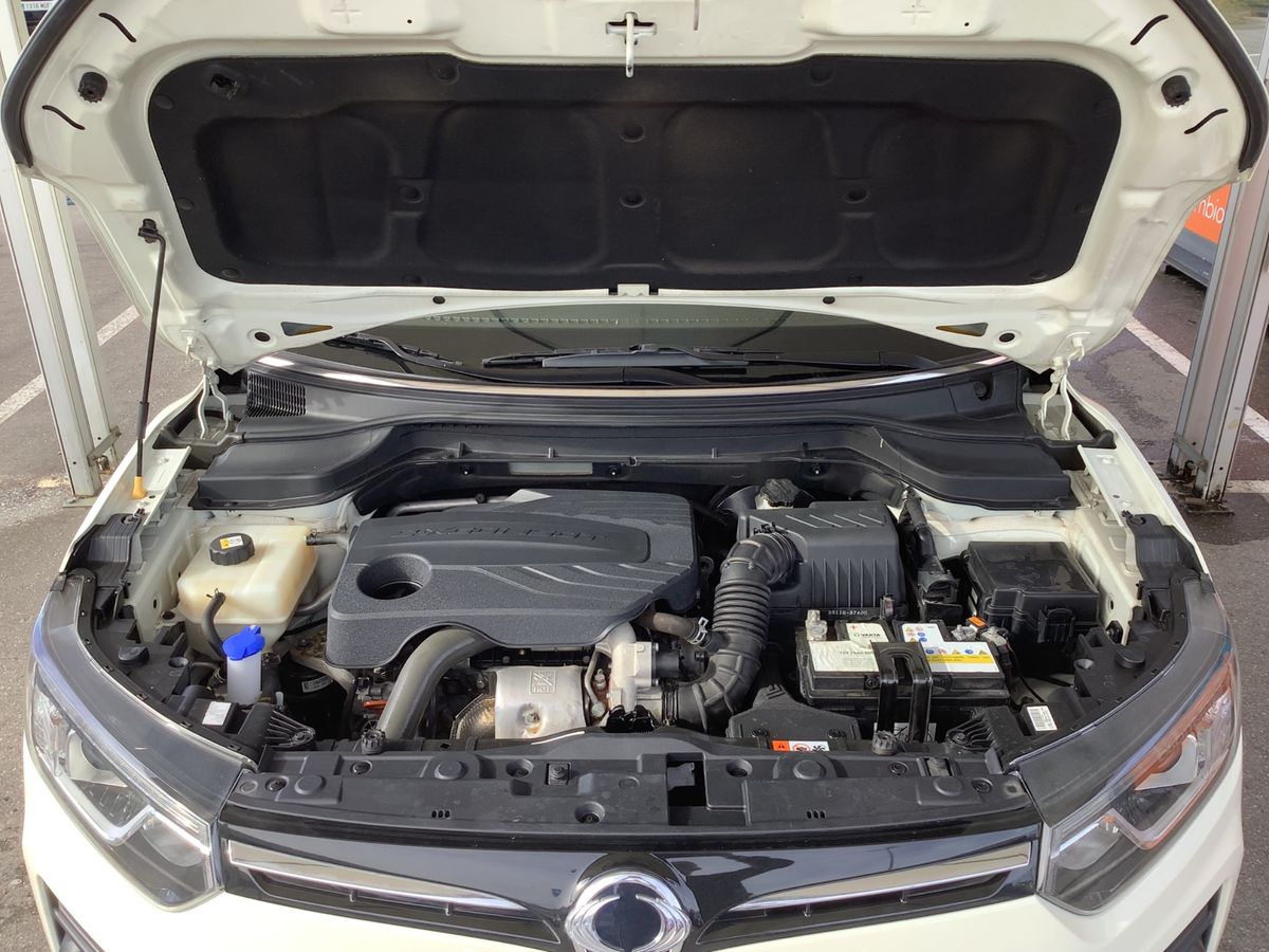 Ssangyong Tivoli 2020 — photo 26