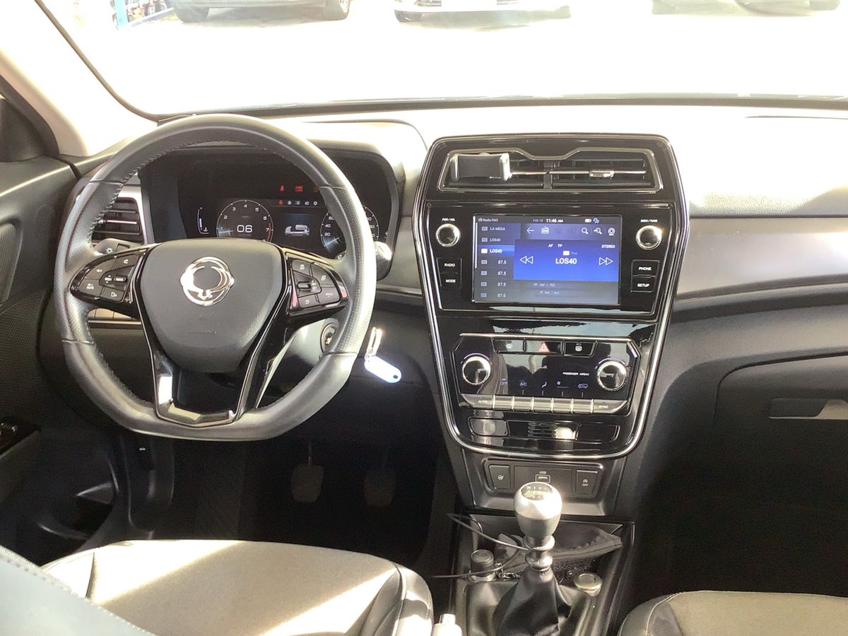 Ssangyong Tivoli 2020 — photo 18