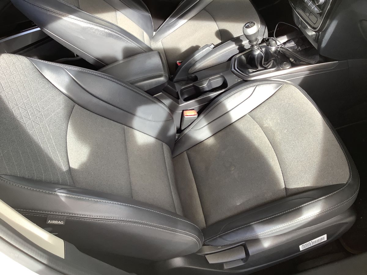 Ssangyong Tivoli 2020 — photo 33