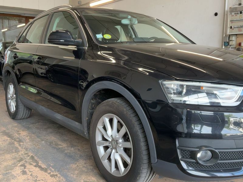 Audi Q3 2.0 TDI Ambiente 2013 – снимка 12